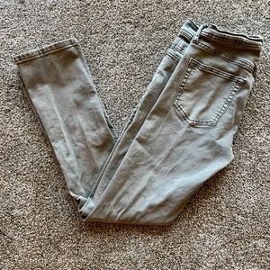 Men’s Liverpool Relaxed Straight Jeans, Gunmetal, Size 30